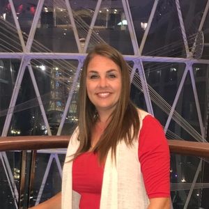 Meet your Posher, Carrie